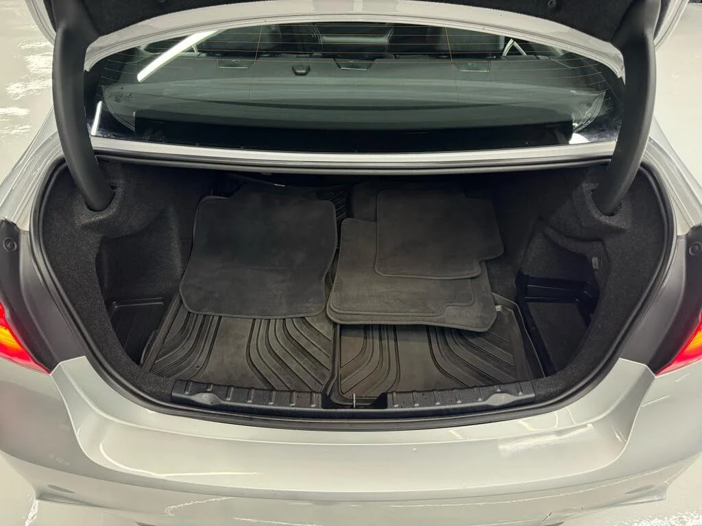 BMW 340 *  *    *   *  | Mobile.bg   16