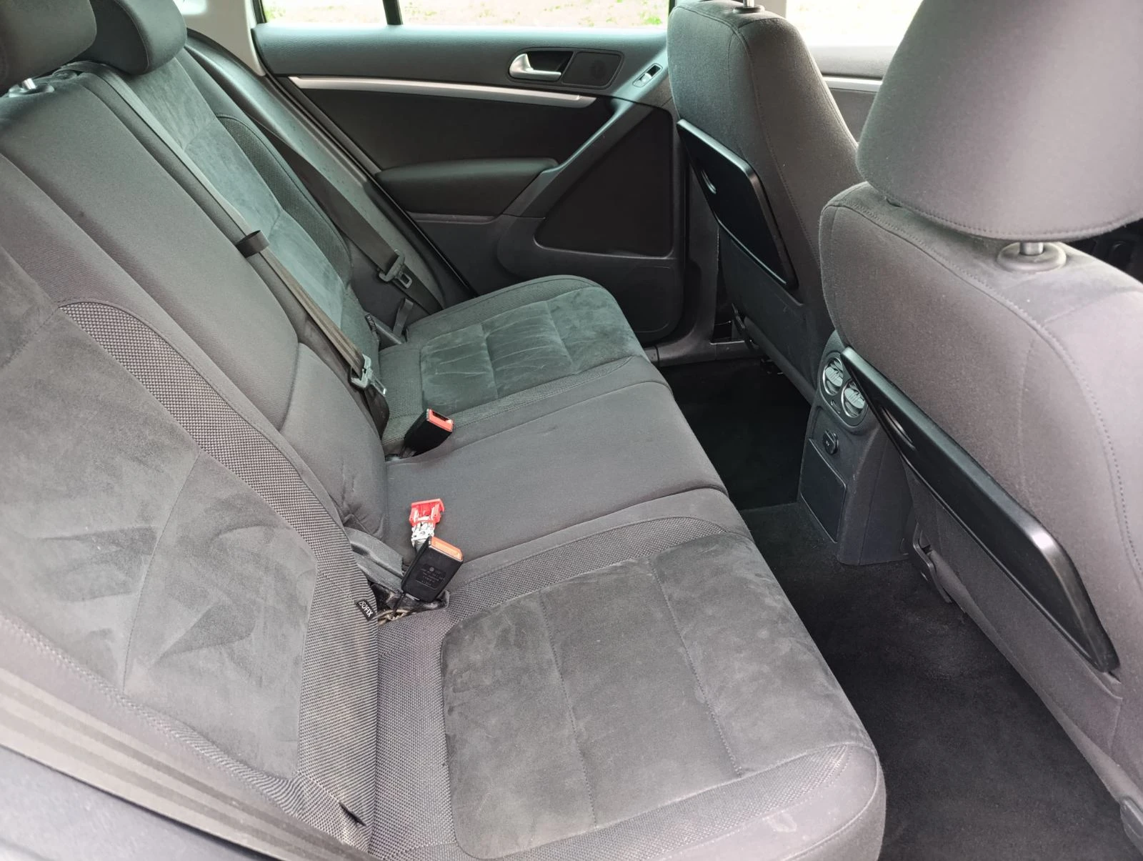 VW Tiguan R-Line 4�4 2012� 2.0 TDI 170 �.�. | Mobile.bg � ����������� 12