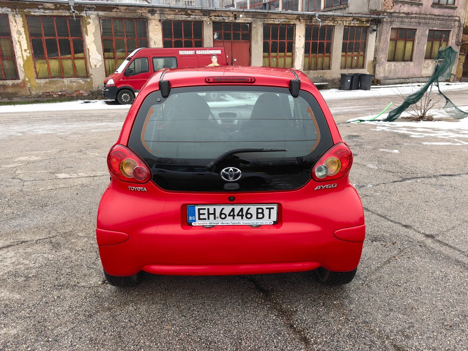 Toyota Aygo 1.0 бензин, Автоматик, Климатик, 5 врати - изображение 5