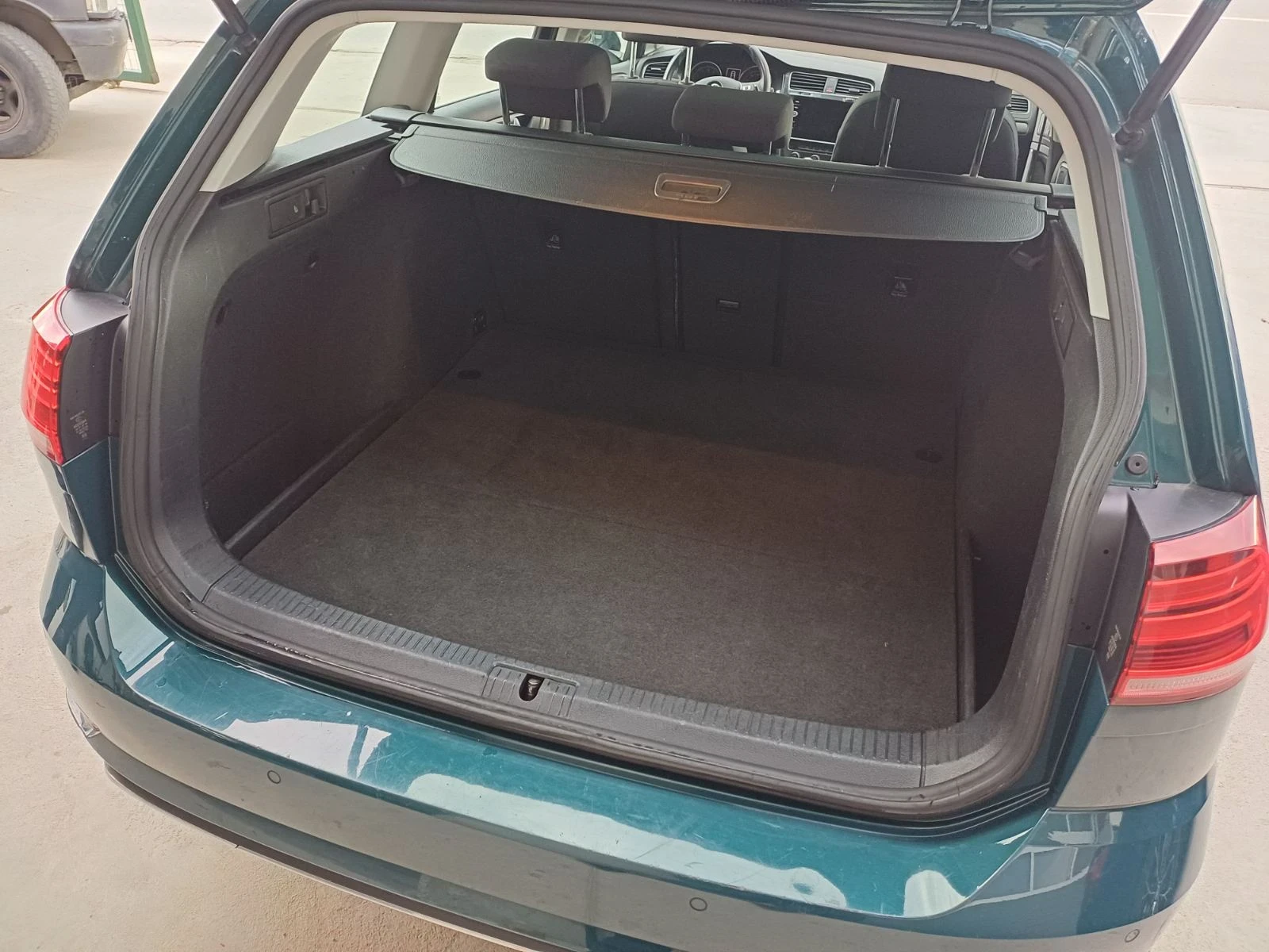 VW Golf TGI Metan, снимка 17 - Автомобили и джипове - 54097317