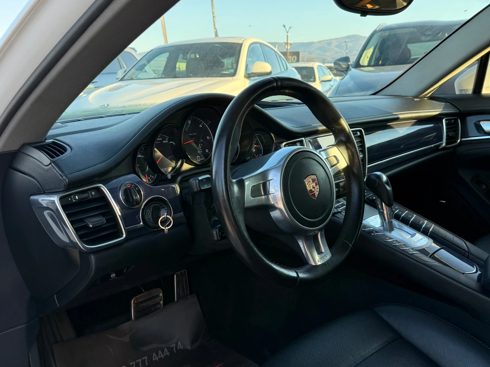 Porsche Panamera 3.0D* 2013г* 212.000КМ* Топ Състояние* 4Х4* Сервиз, снимка 9 - Автомобили и джипове - 54141039