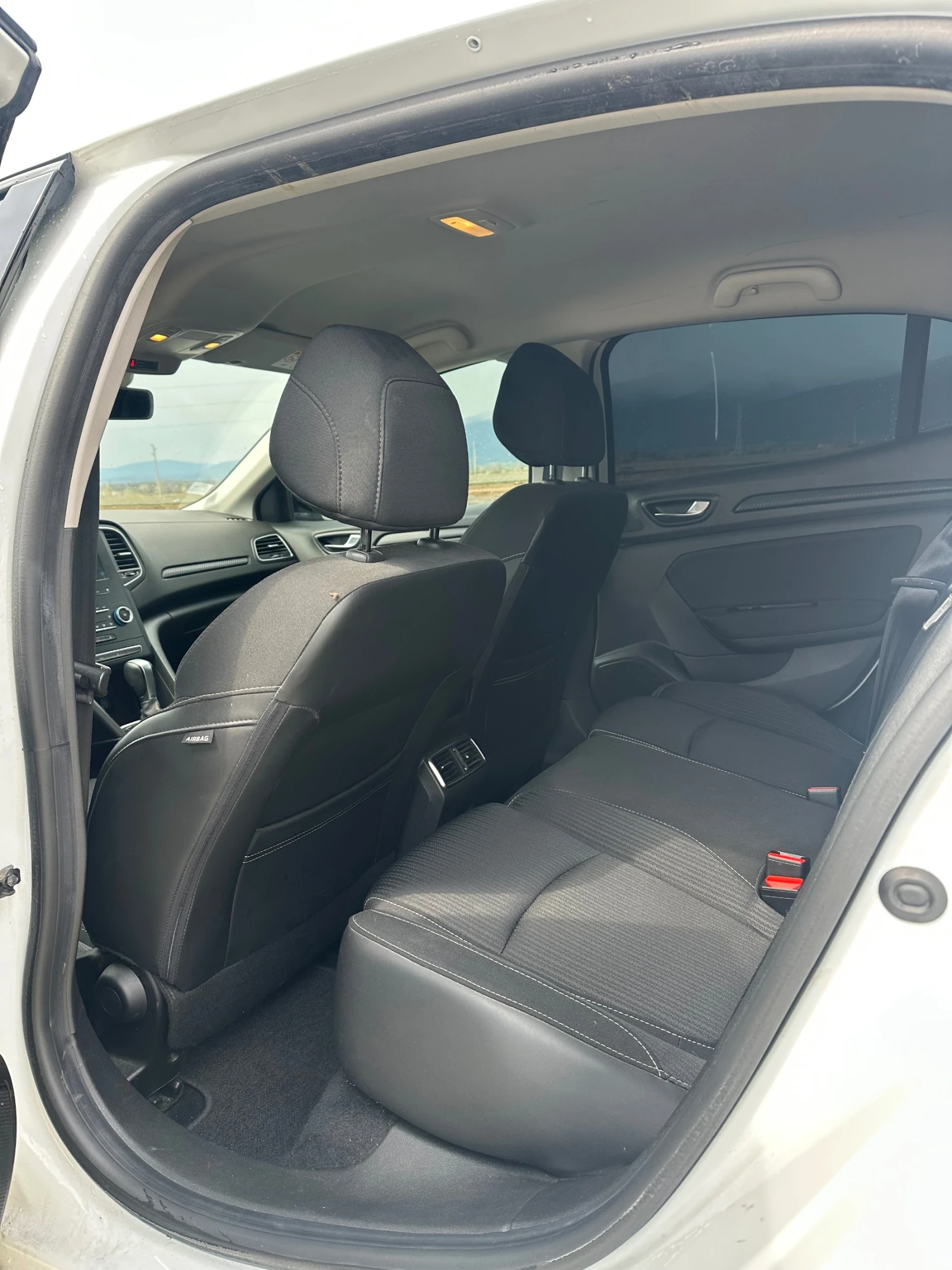 Renault Megane 1.5 DCI AUTOMATIC  | Mobile.bg � ����������� 10