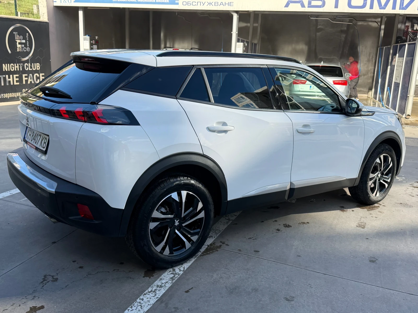 Peugeot 2008 Сервизна история!!!, снимка 4 - Автомобили и джипове - 54184239