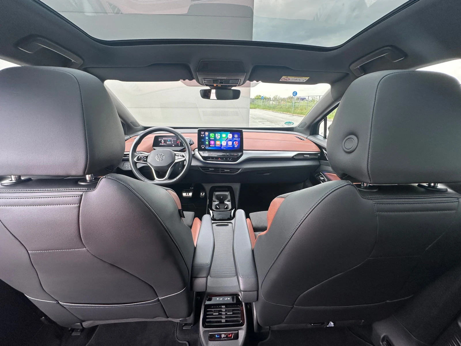 VW ID.5 PRO/MATRIX/PANO/HEAD UP/360Cam/Keyless/Масаж, снимка 11 - Автомобили и джипове - 54458987