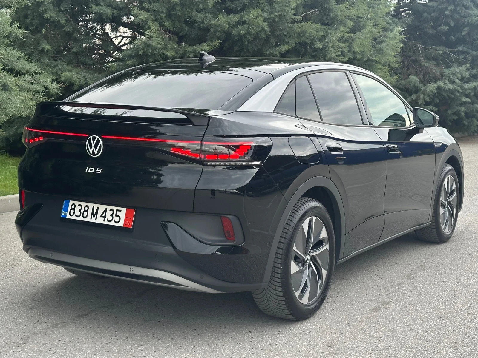 VW ID.5 PRO/MATRIX/PANO/HEAD UP/360Cam/Keyless/����� | Mobile.bg � ����������� 5