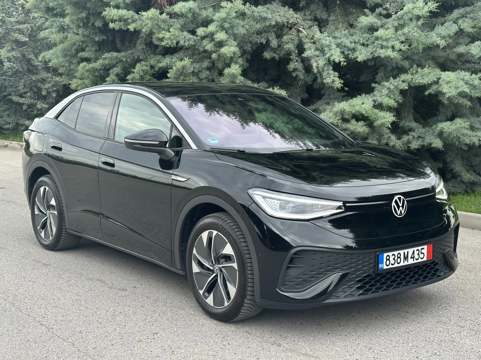 VW ID.5 PRO/MATRIX/PANO/HEAD UP/360Cam/Keyless/Масаж, снимка 3 - Автомобили и джипове - 54458987