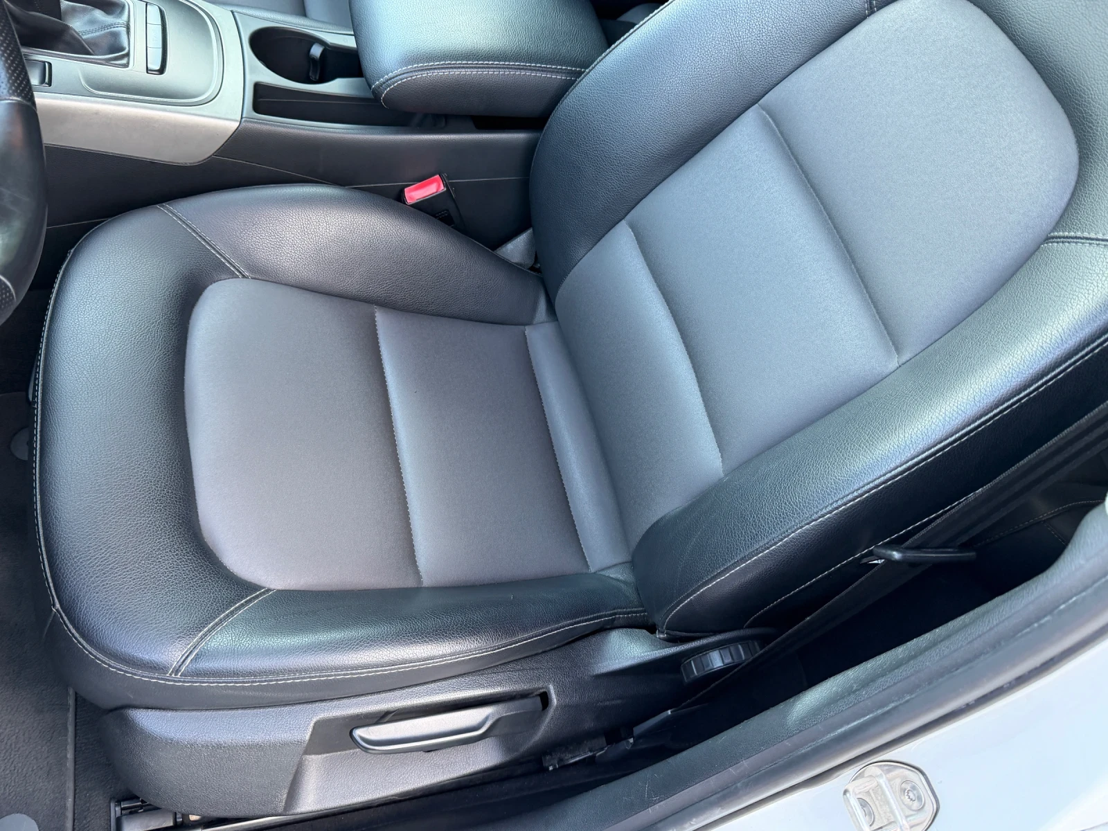 Audi A4 3.0TDI* QUATTRO* РЕАЛНИ КИЛОМЕТРИ* , снимка 11 - Автомобили и джипове - 54731202