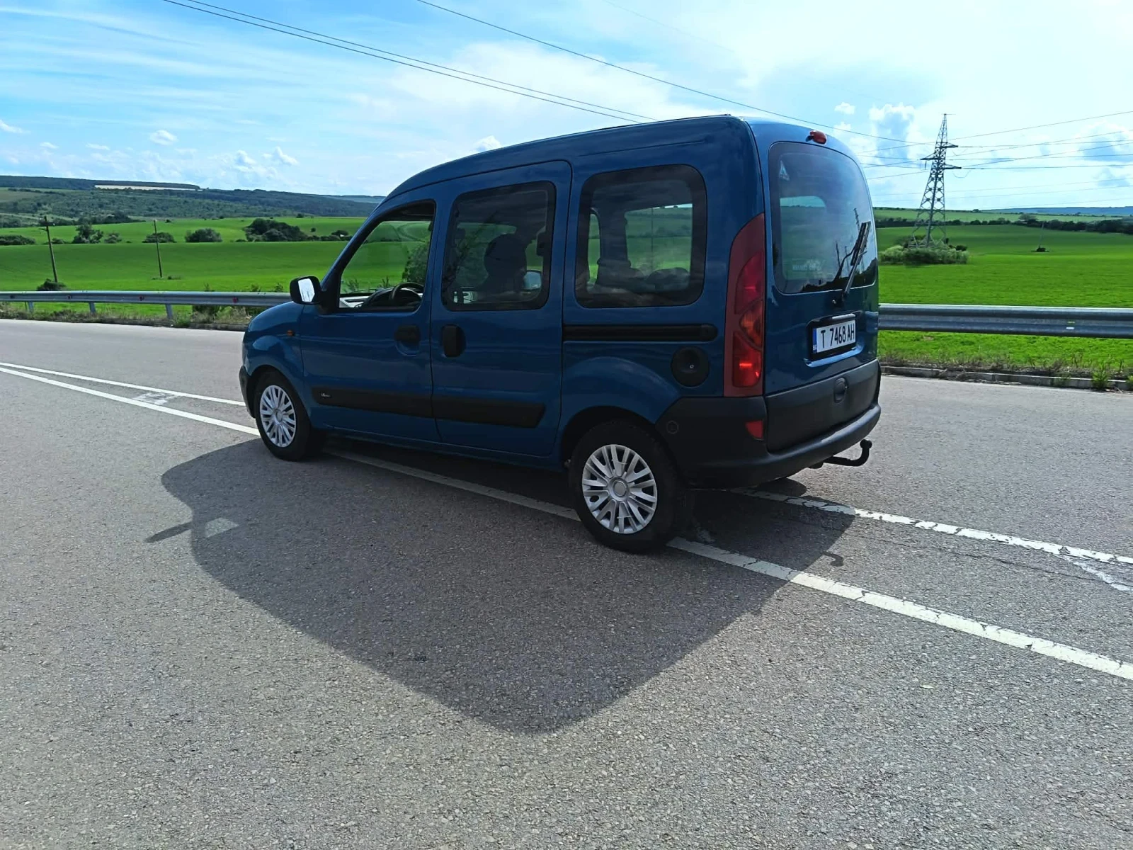 Renault Kangoo 1.6 газ/бензин, снимка 4 - Автомобили и джипове - 54839080