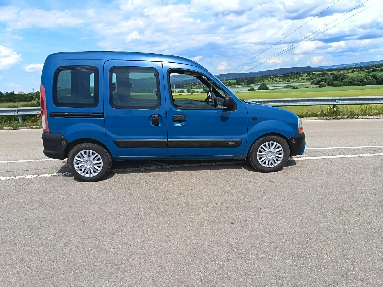 Renault Kangoo 1.6 газ/бензин, снимка 7 - Автомобили и джипове - 54839080