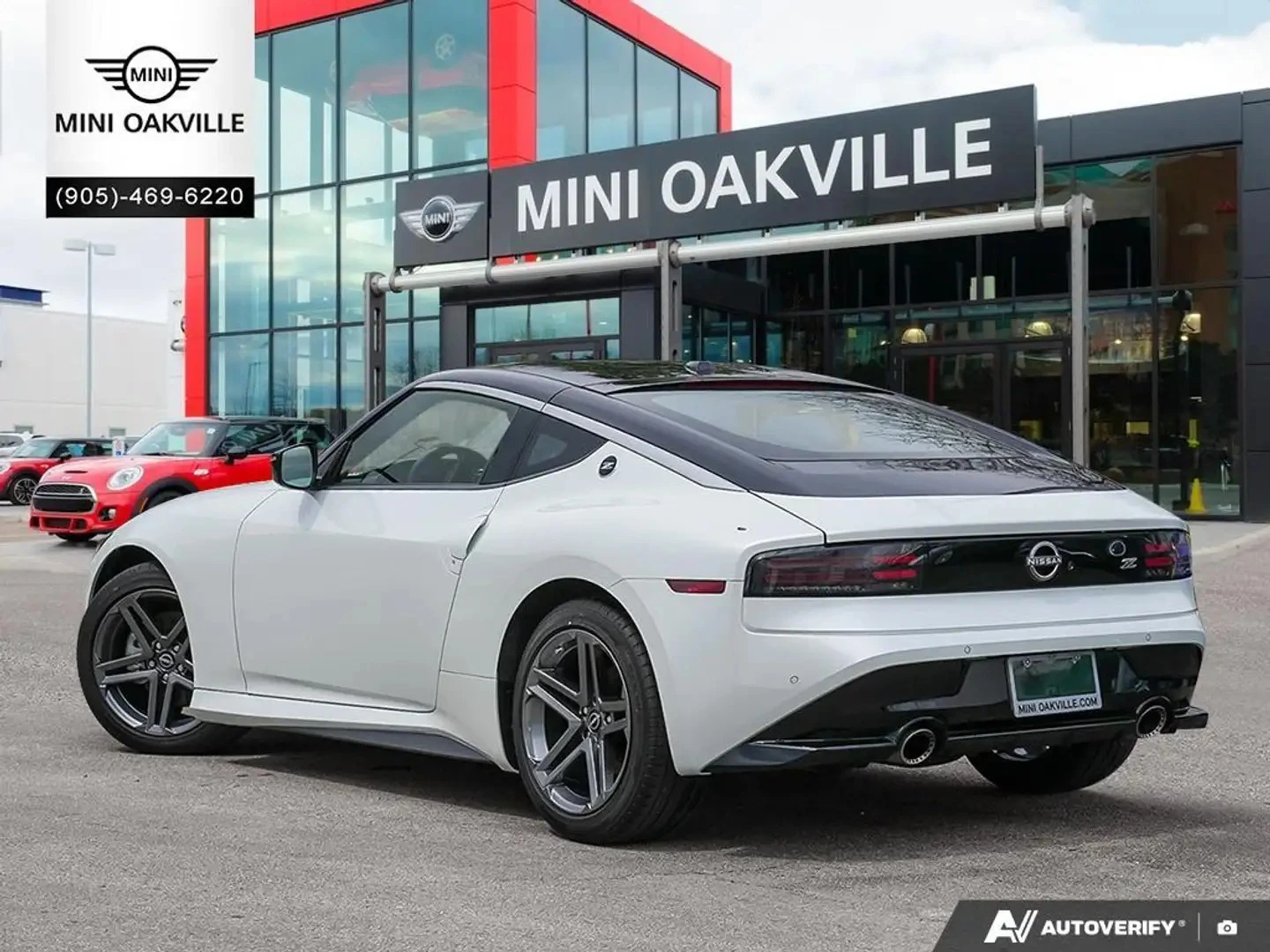 Nissan 370Z Z * AвтоКредит * (ЦЕНА ДО БГ), снимка 5 - Автомобили и джипове - 55139335