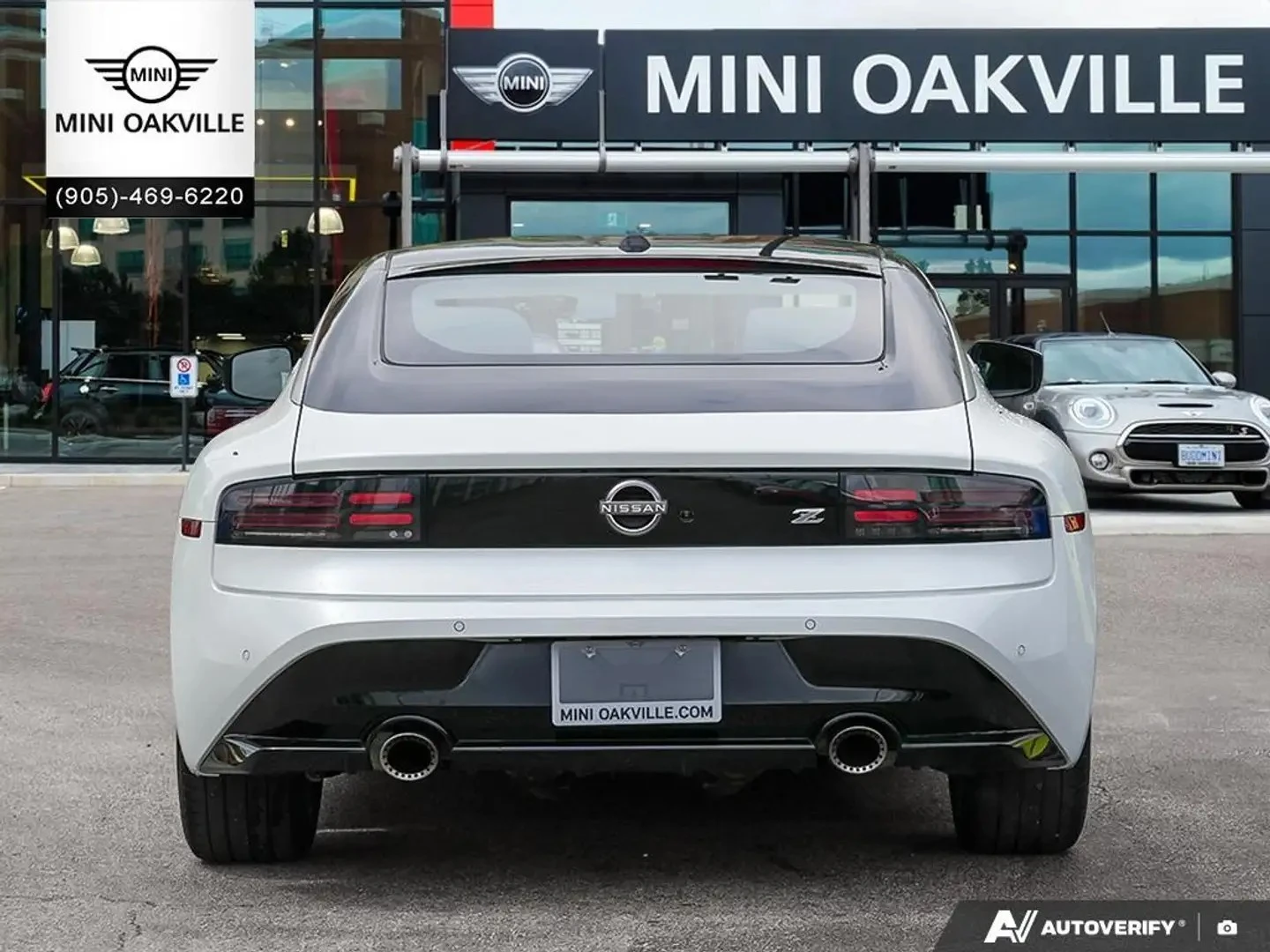 Nissan 370Z Z * AвтоКредит * (ЦЕНА ДО БГ), снимка 6 - Автомобили и джипове - 55139335