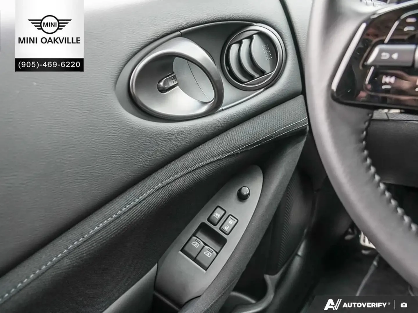 Nissan 370Z Z * AвтоКредит * (ЦЕНА ДО БГ), снимка 14 - Автомобили и джипове - 55139335