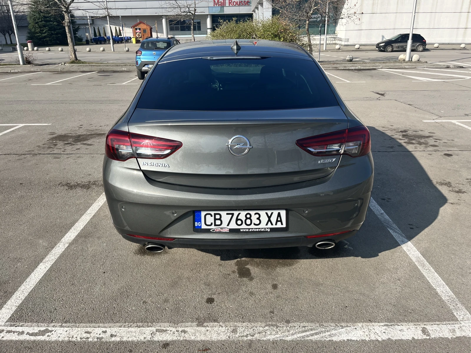 Opel Insignia, снимка 2 - Автомобили и джипове - 55224671