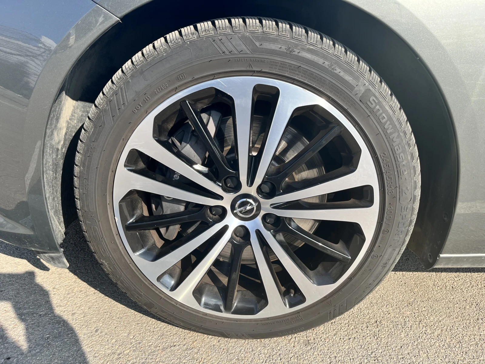 Opel Insignia, снимка 3 - Автомобили и джипове - 55224671