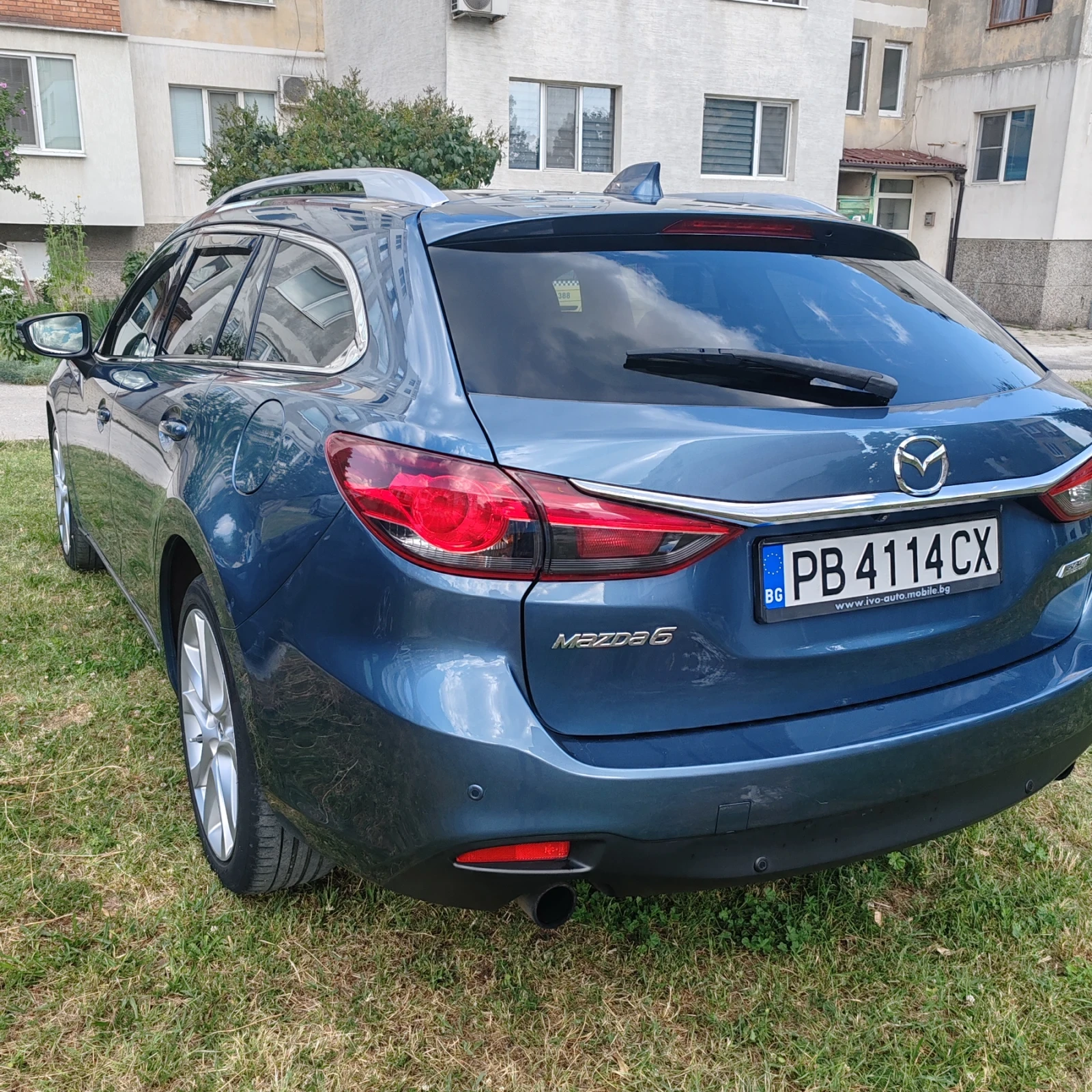 Mazda 6 2.2, снимка 3 - Автомобили и джипове - 55342442