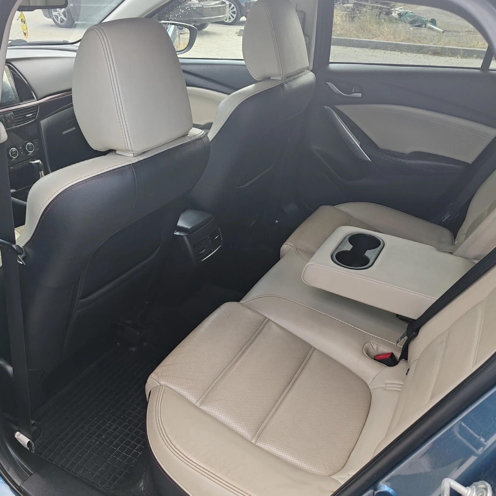 Mazda 6 2.2, снимка 8 - Автомобили и джипове - 55342442