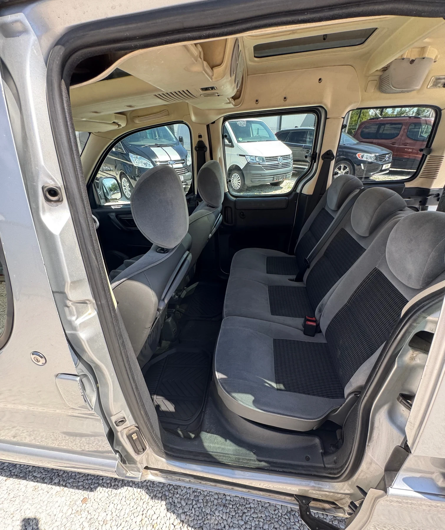 Citroen Berlingo Специализиран, снимка 7 - Автомобили и джипове - 55359169