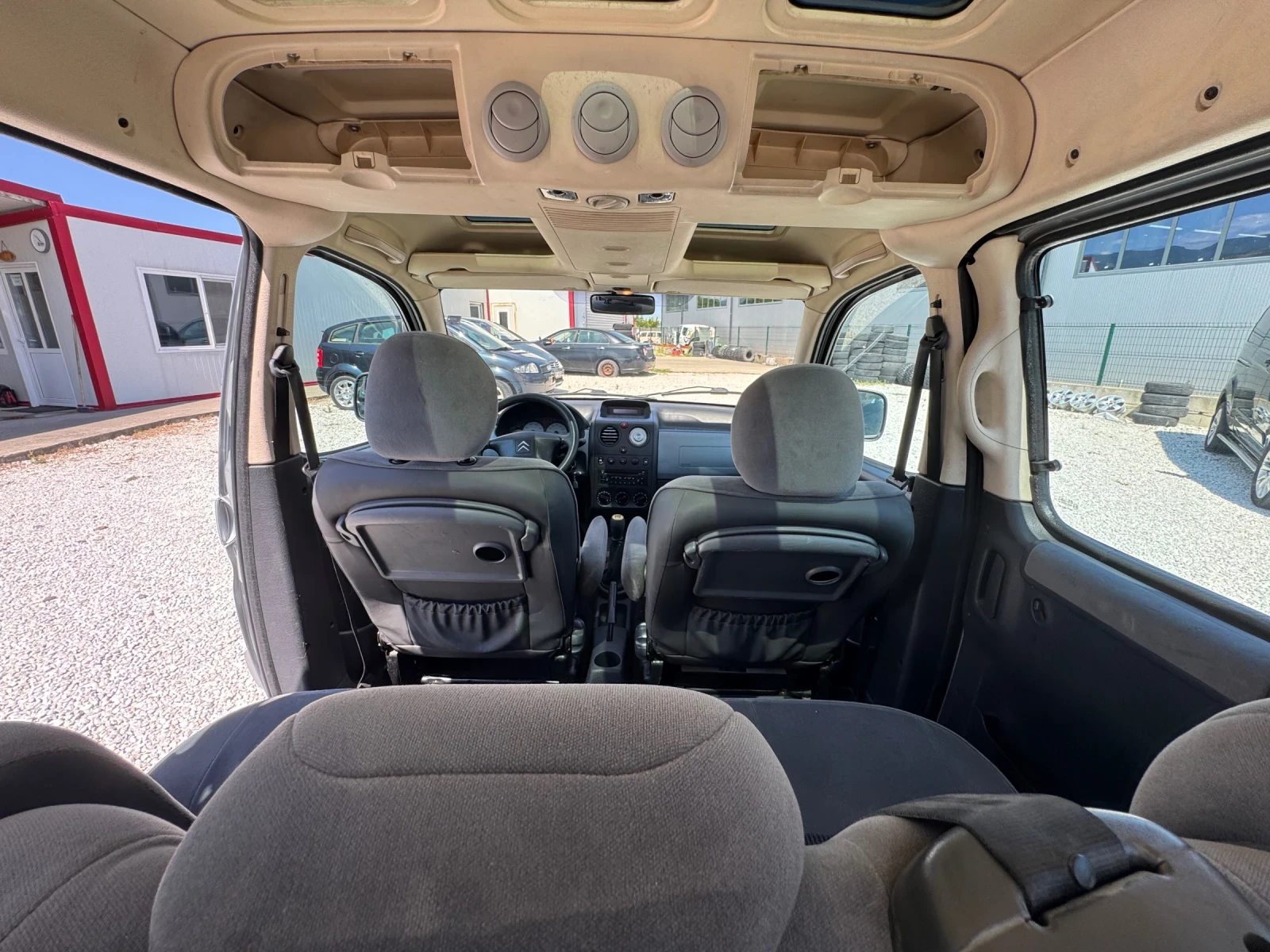 Citroen Berlingo Специализиран, снимка 9 - Автомобили и джипове - 55359169