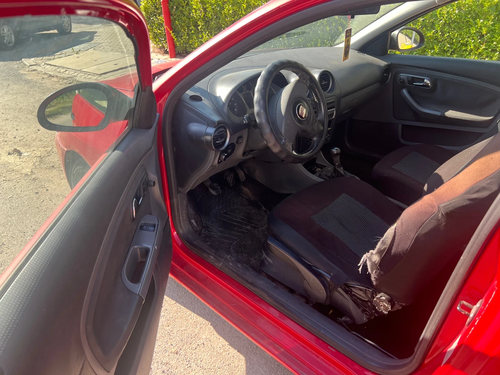 Seat Ibiza 1.2, снимка 5 - Автомобили и джипове - 55796319