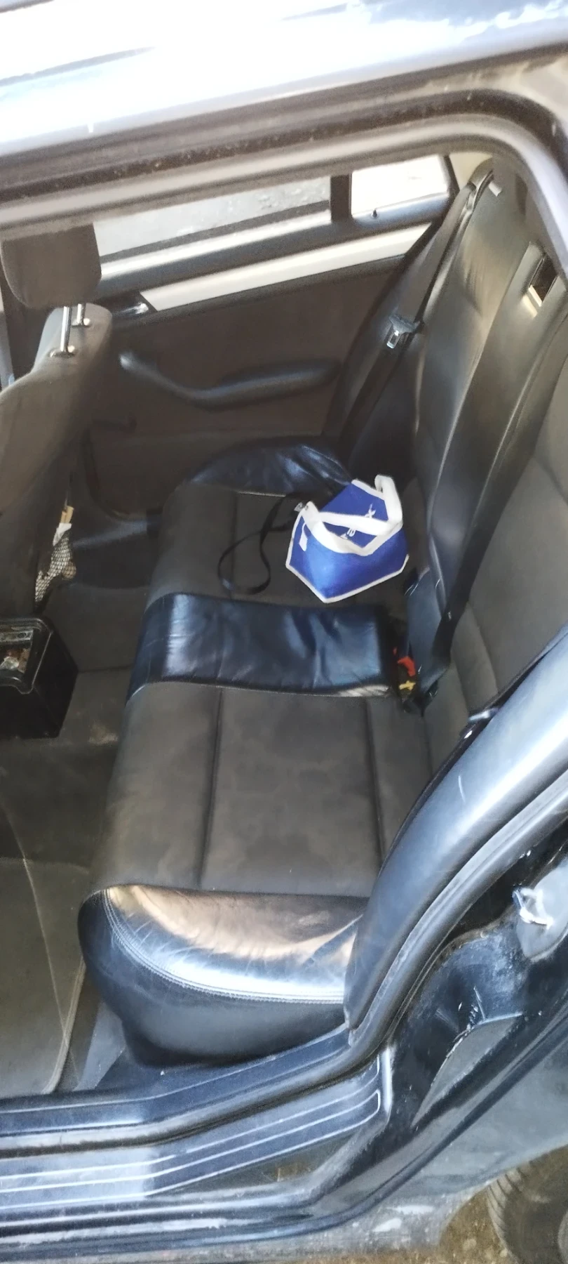 BMW 320 E46, снимка 4 - Автомобили и джипове - 56214943