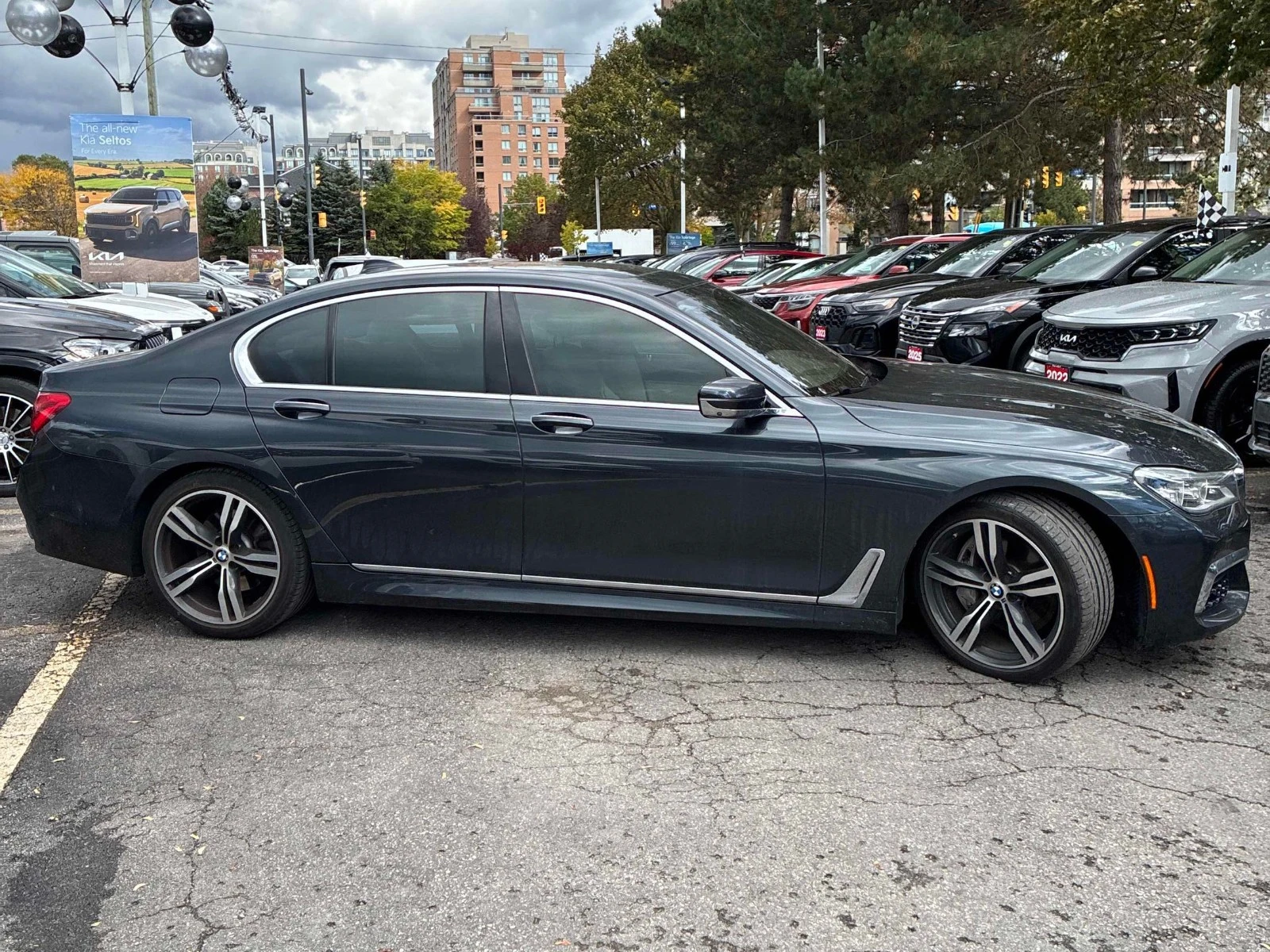 BMW 750 | M | xDrive | ���� �� �������� & ���������� | Mobile.bg � ����������� 4