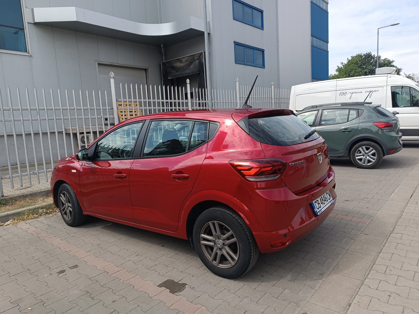 Dacia Sandero, снимка 6 - Автомобили и джипове - 56636137