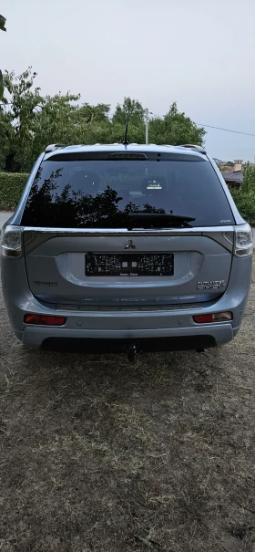 Mitsubishi Outlander 2.0 PHEV Plug-in Hybrid 4X4 FULL  | Mobile.bg    6