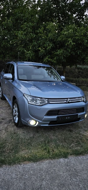  Mitsubishi Outlander 2.0 PHEV Plug-in Hybrid 4X4 FULL 