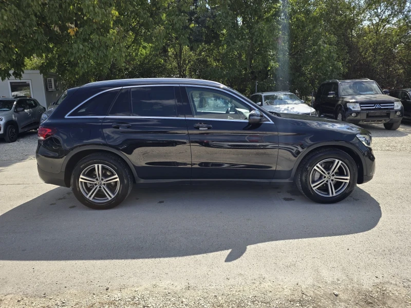 Mercedes-Benz GLC 200d Sport - 4MATIC - Топ състояние, снимка 6 - Автомобили и джипове - 47331078