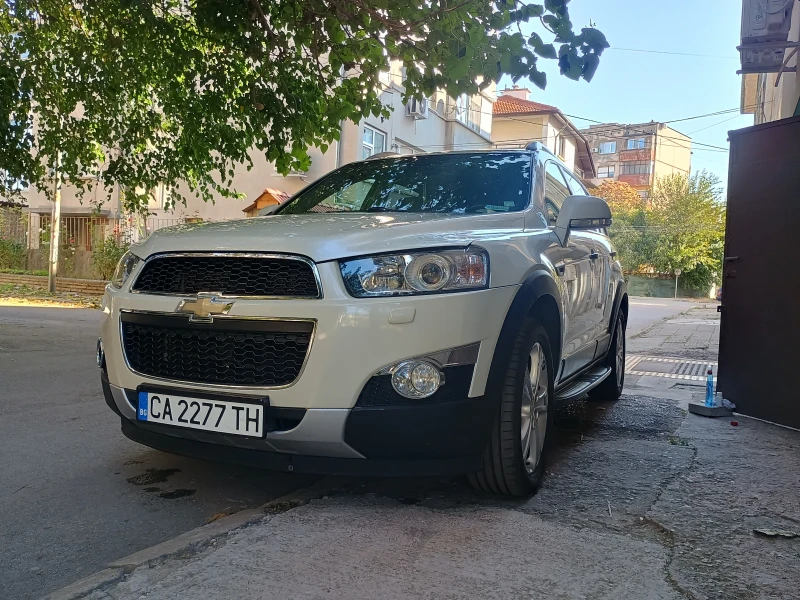 Chevrolet Captiva, снимка 5 - Автомобили и джипове - 47610238