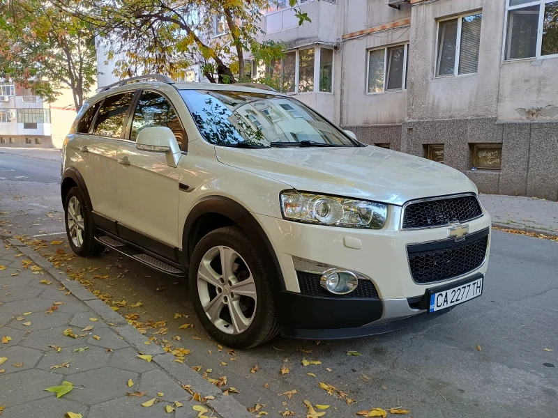 Chevrolet Captiva, снимка 1 - Автомобили и джипове - 47610238