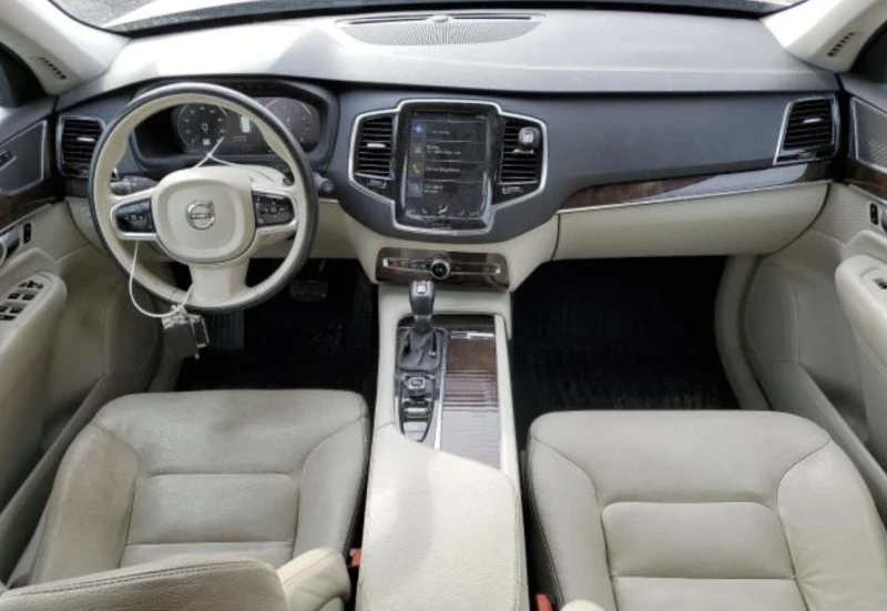 Volvo Xc90, снимка 8 - Автомобили и джипове - 48963355