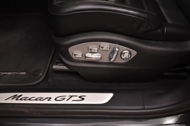 Porsche Macan GTS/360HP/CAM/ACC/MEMORY/KLESS/CARPLAY/BOSE/802f, снимка 8 - Автомобили и джипове - 51836867