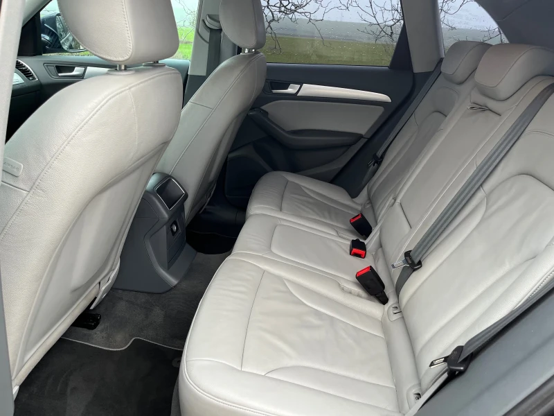 Audi Q5 2.0tdi QUATTRO, снимка 11 - Автомобили и джипове - 52709902