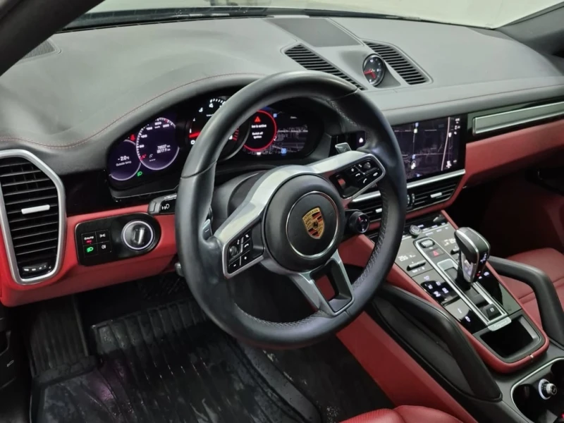 Porsche Cayenne 2023 COUPE AWD * CARFAX * БЕЗ ПЪРВОНАЧАЛНА ВНОСКА, снимка 8 - Автомобили и джипове - 52975942