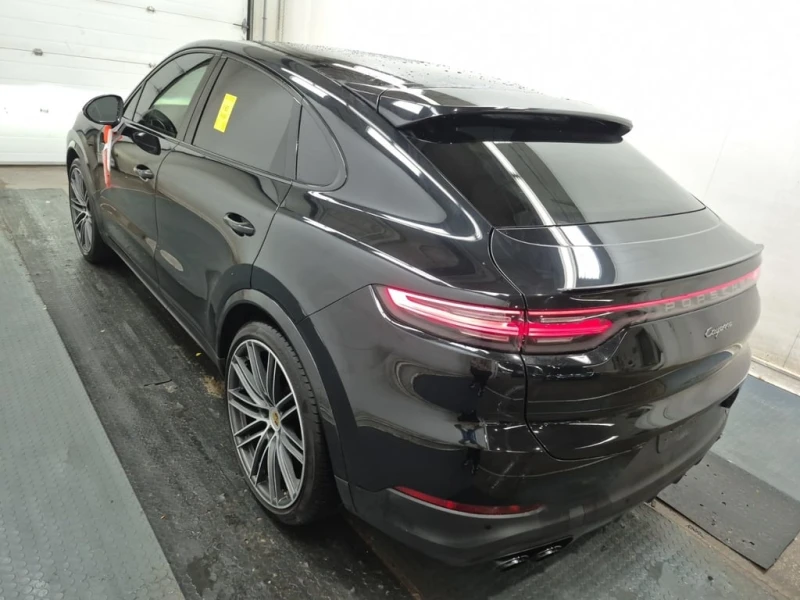 Porsche Cayenne 2023 COUPE AWD * CARFAX * БЕЗ ПЪРВОНАЧАЛНА ВНОСКА, снимка 6 - Автомобили и джипове - 52975942