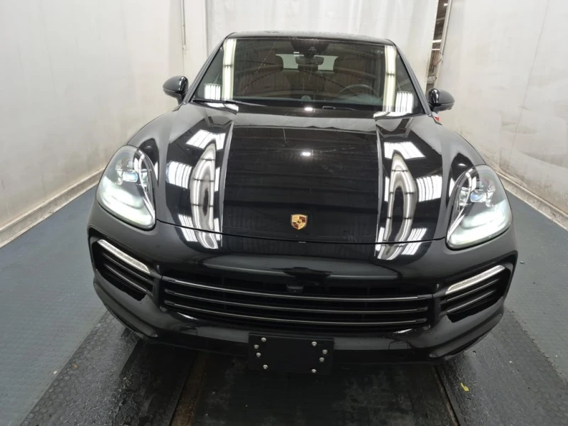 Porsche Cayenne 2023 COUPE AWD * CARFAX * БЕЗ ПЪРВОНАЧАЛНА ВНОСКА, снимка 2 - Автомобили и джипове - 52975942