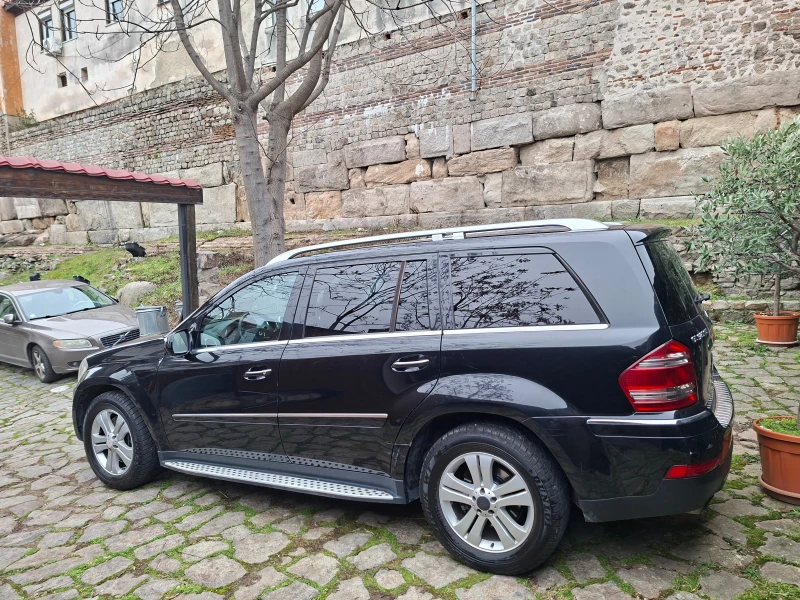 Mercedes-Benz GL 320, снимка 2 - Автомобили и джипове - 53123465