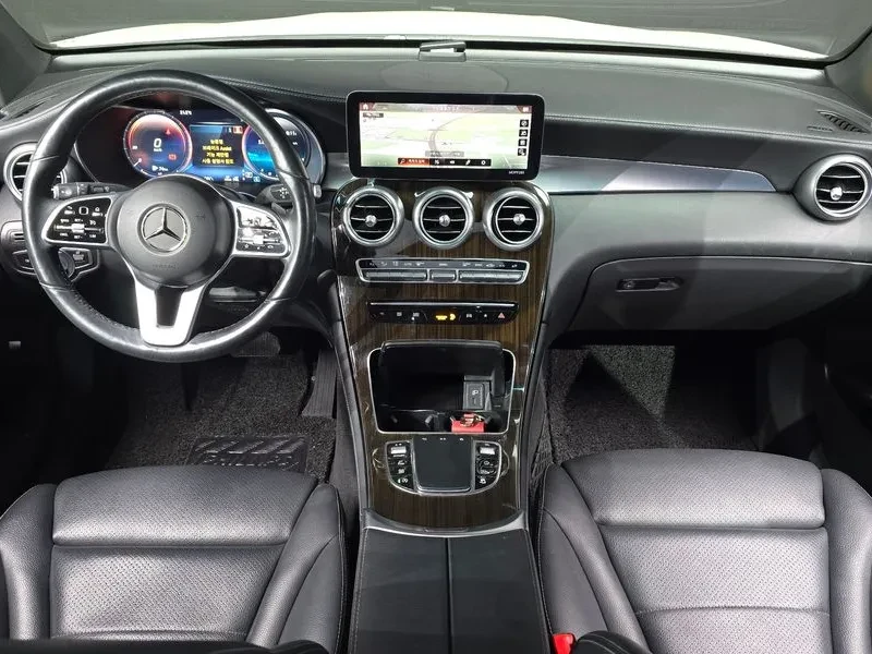 Mercedes-Benz GLC 4MATIC, снимка 7 - Автомобили и джипове - 54864998