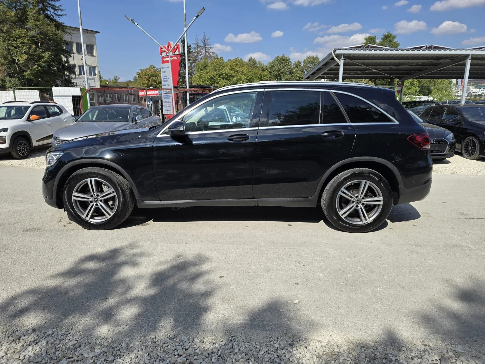 Mercedes-Benz GLC 200d Sport - 4MATIC - Топ състояние - изображение 7