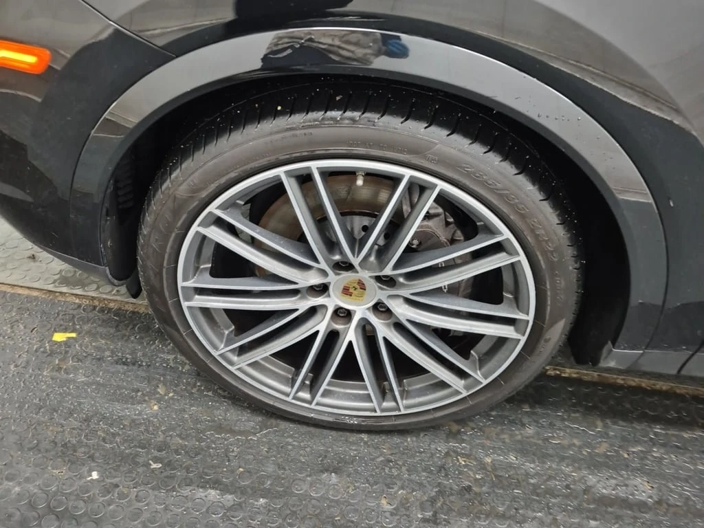 Porsche Cayenne 2023 COUPE AWD * CARFAX * ��� ������������ ������ | Mobile.bg � ����������� 17