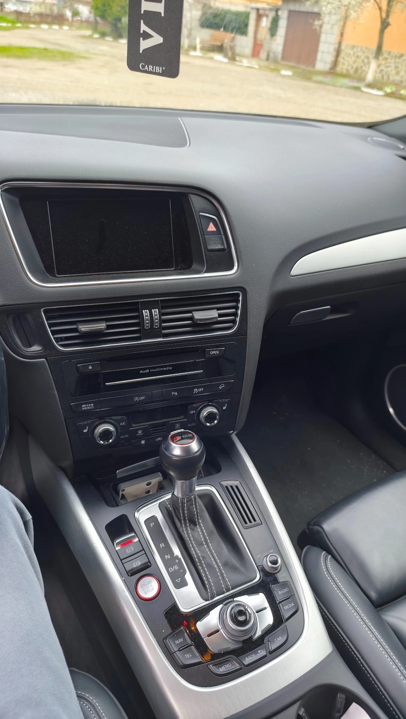 Audi SQ5 3.0 BiTDI, снимка 11 - Автомобили и джипове - 54007704