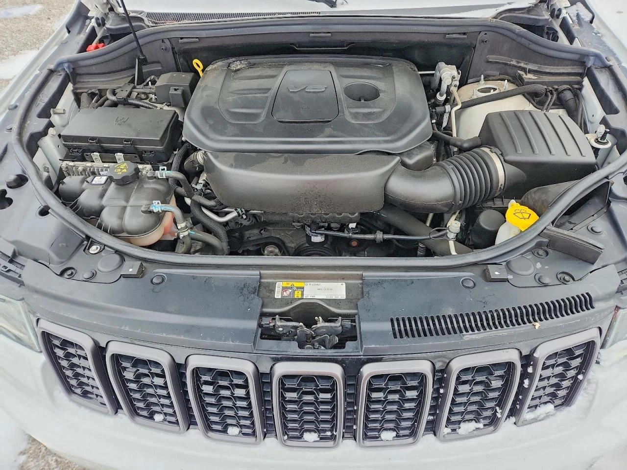 Jeep Grand cherokee 3.6* 4Х4* LIMITED* РЕАЛНИ КМ!, снимка 12 - Автомобили и джипове - 54159399