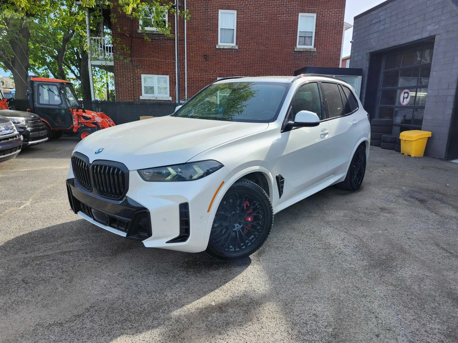 BMW X5 XDrive40i * ДИСТРОНИК * SKY LOUNGE * HARMAN KARDON, снимка 5 - Автомобили и джипове - 54766769