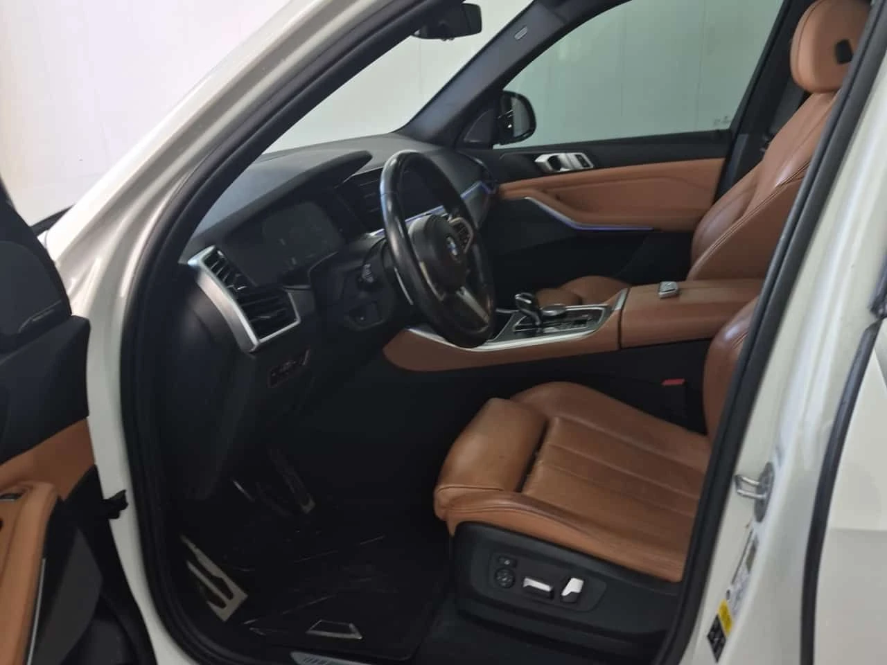 BMW X5 * XDRIVE40I * М ПАКЕТ * АМБИЕНТНО * H/K, снимка 5 - Автомобили и джипове - 54949731
