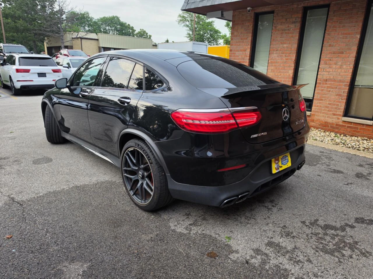 Mercedes-Benz GLC 63 AMG GLC 63 S* COUPE* DESIGNO * DISTRONIC , снимка 4 - Автомобили и джипове - 55175545