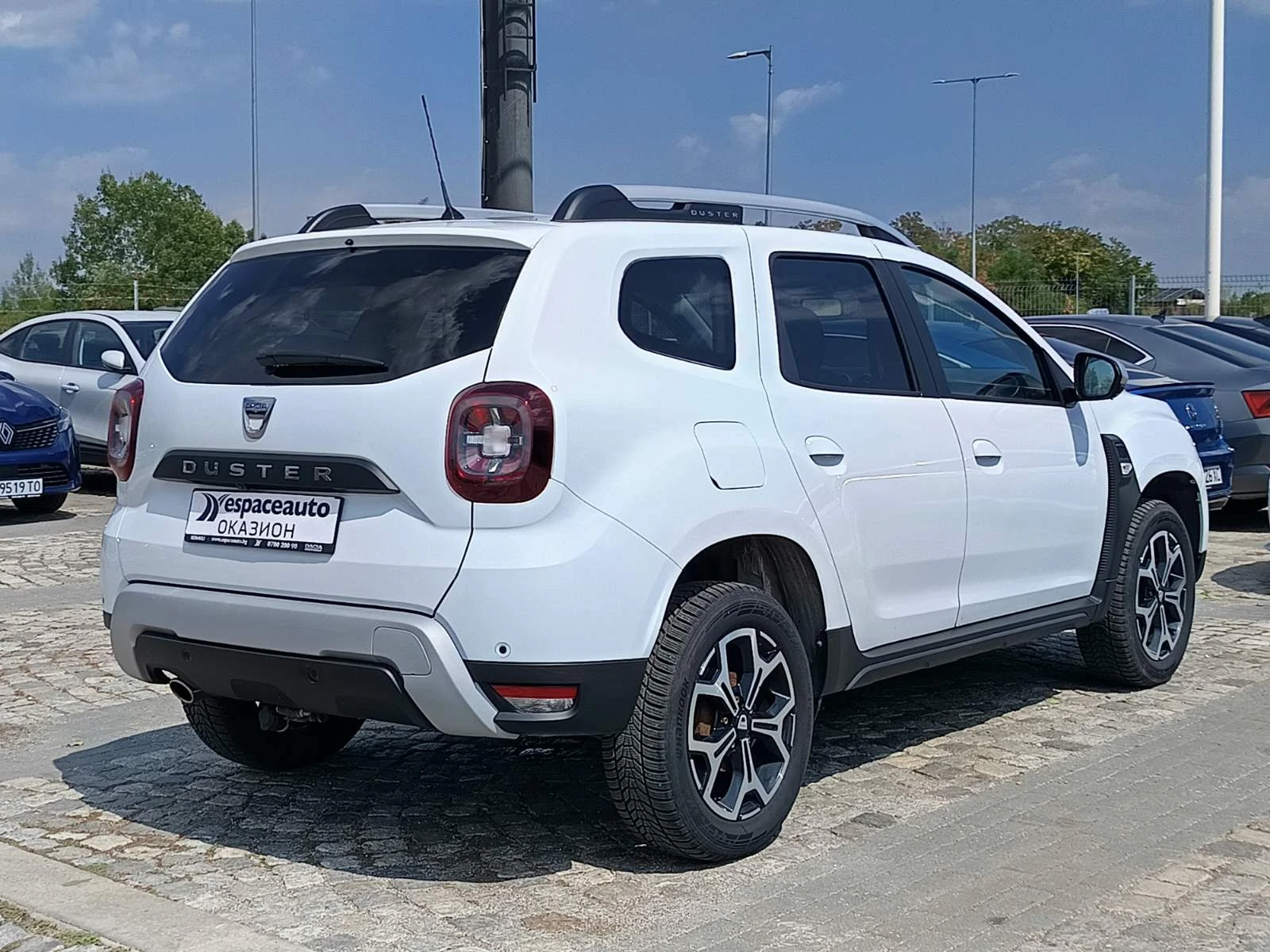 Dacia Duster 1.3Tce/ 150к.с./ 4Х4, снимка 6 - Автомобили и джипове - 55802151