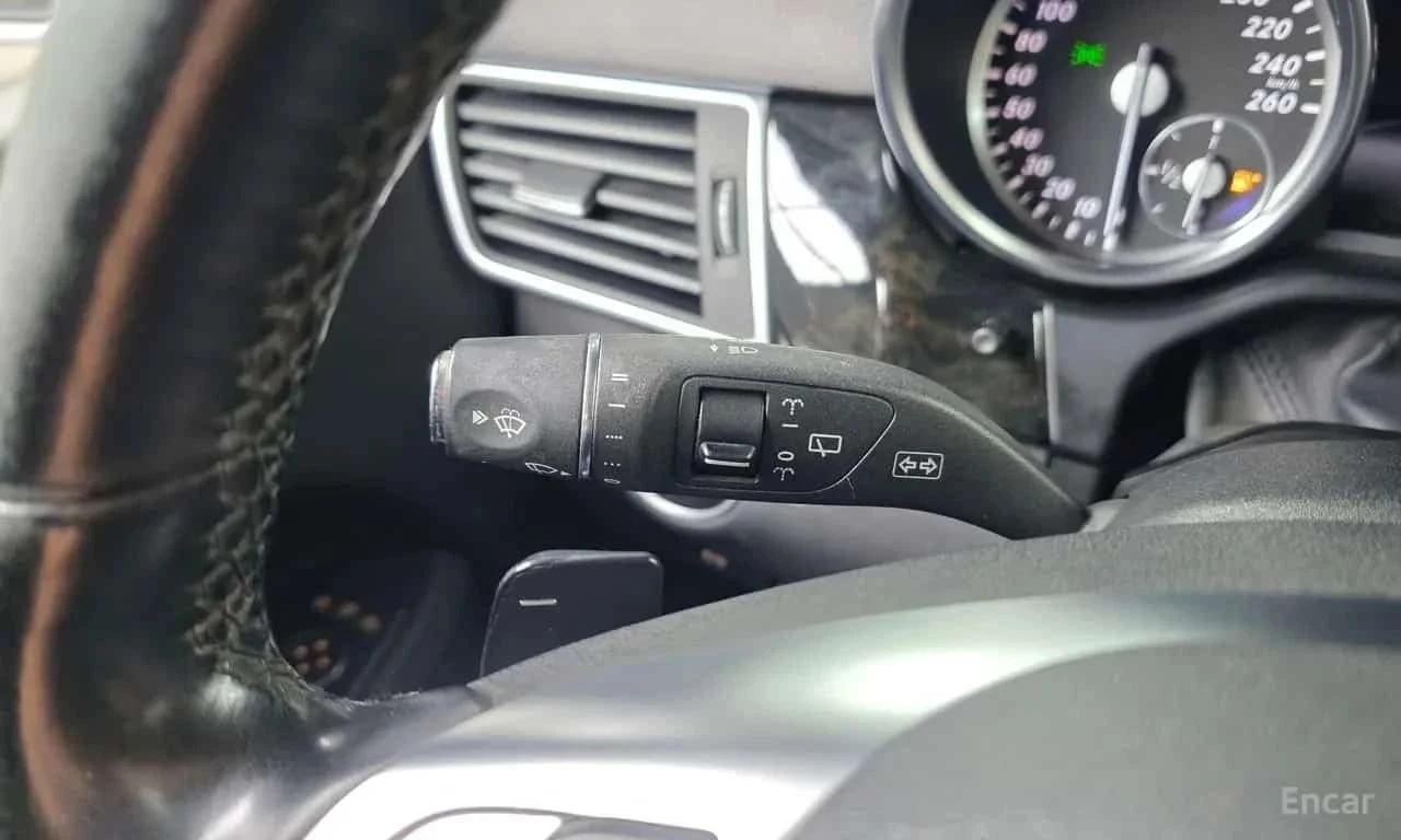 Mercedes-Benz ML 350, снимка 13 - Автомобили и джипове - 56689901