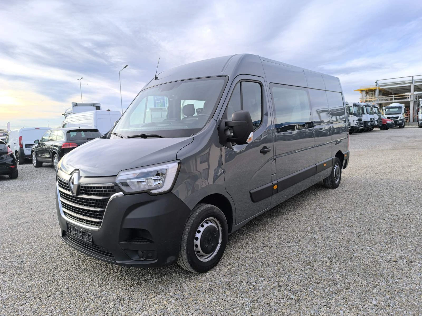 Renault Master 2.3 DCI, снимка 3 - Бусове и автобуси - 54038293