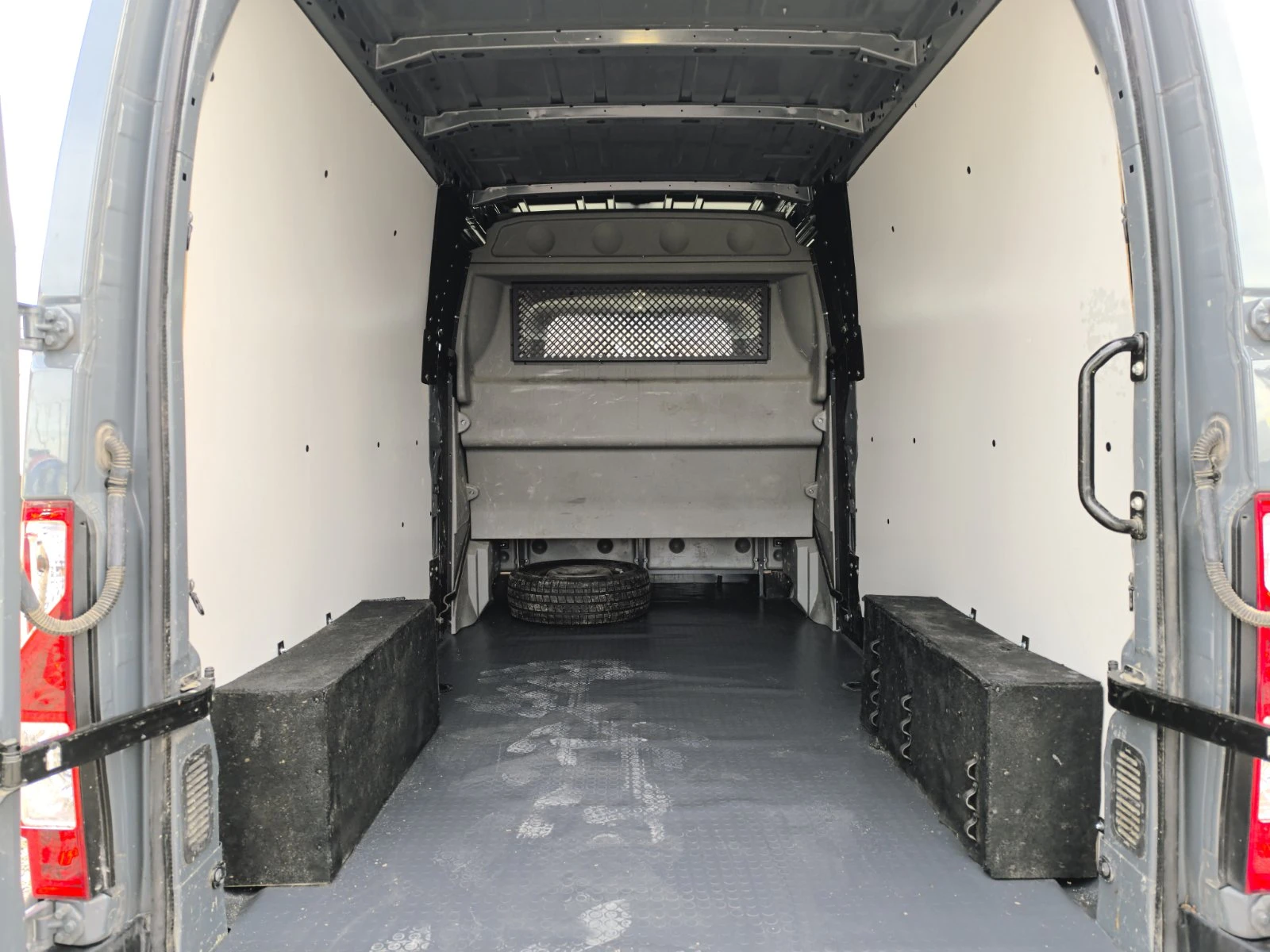 Renault Master 2.3 DCI, снимка 9 - Бусове и автобуси - 54038293